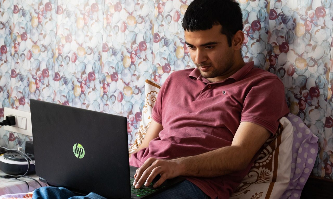 découvrez comment améliorer votre productivité en télétravail grâce à des conseils pratiques pour mieux gérer votre temps, rester concentré et préserver votre équilibre.